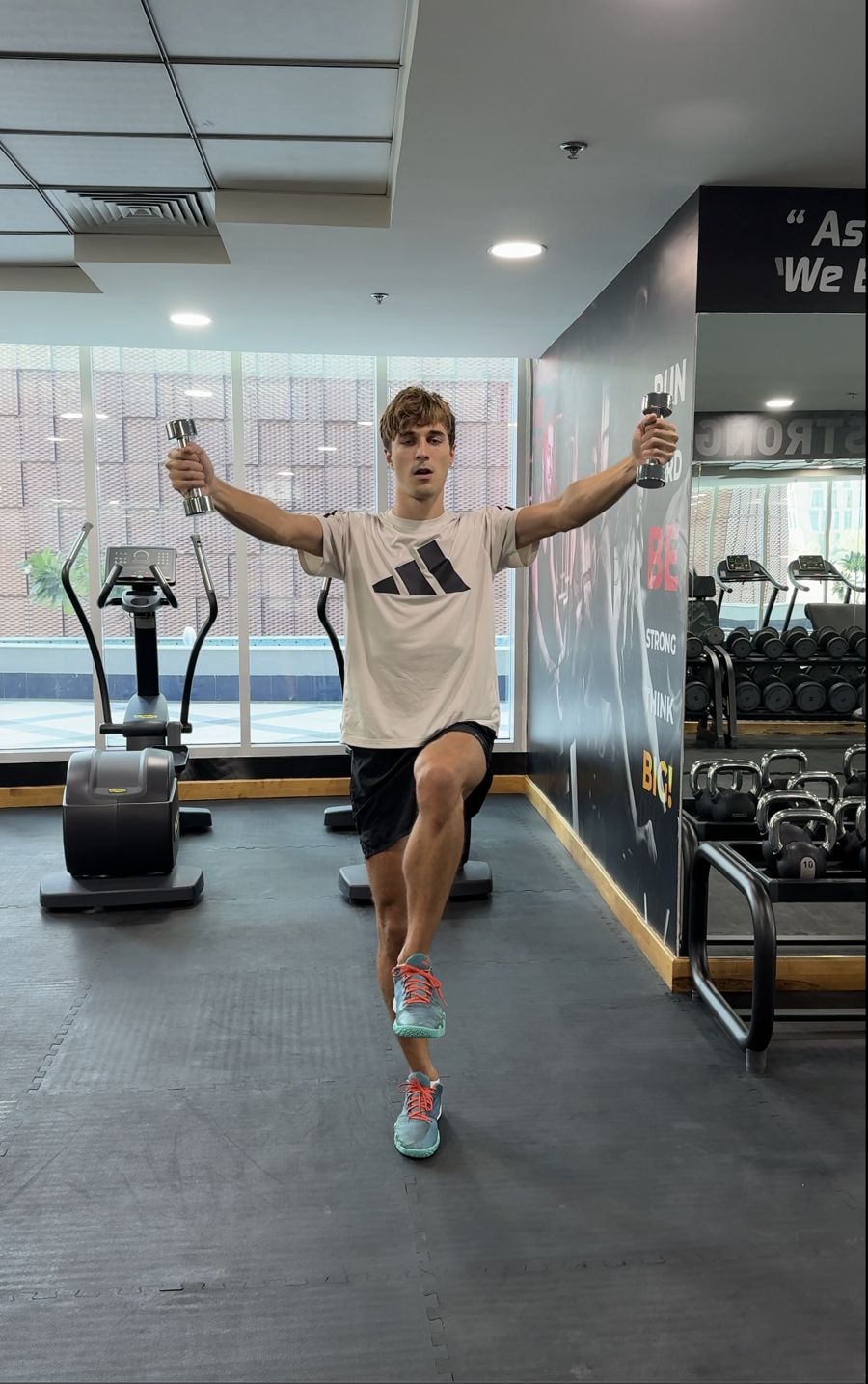Single-leg balance and stability training with dumbbells